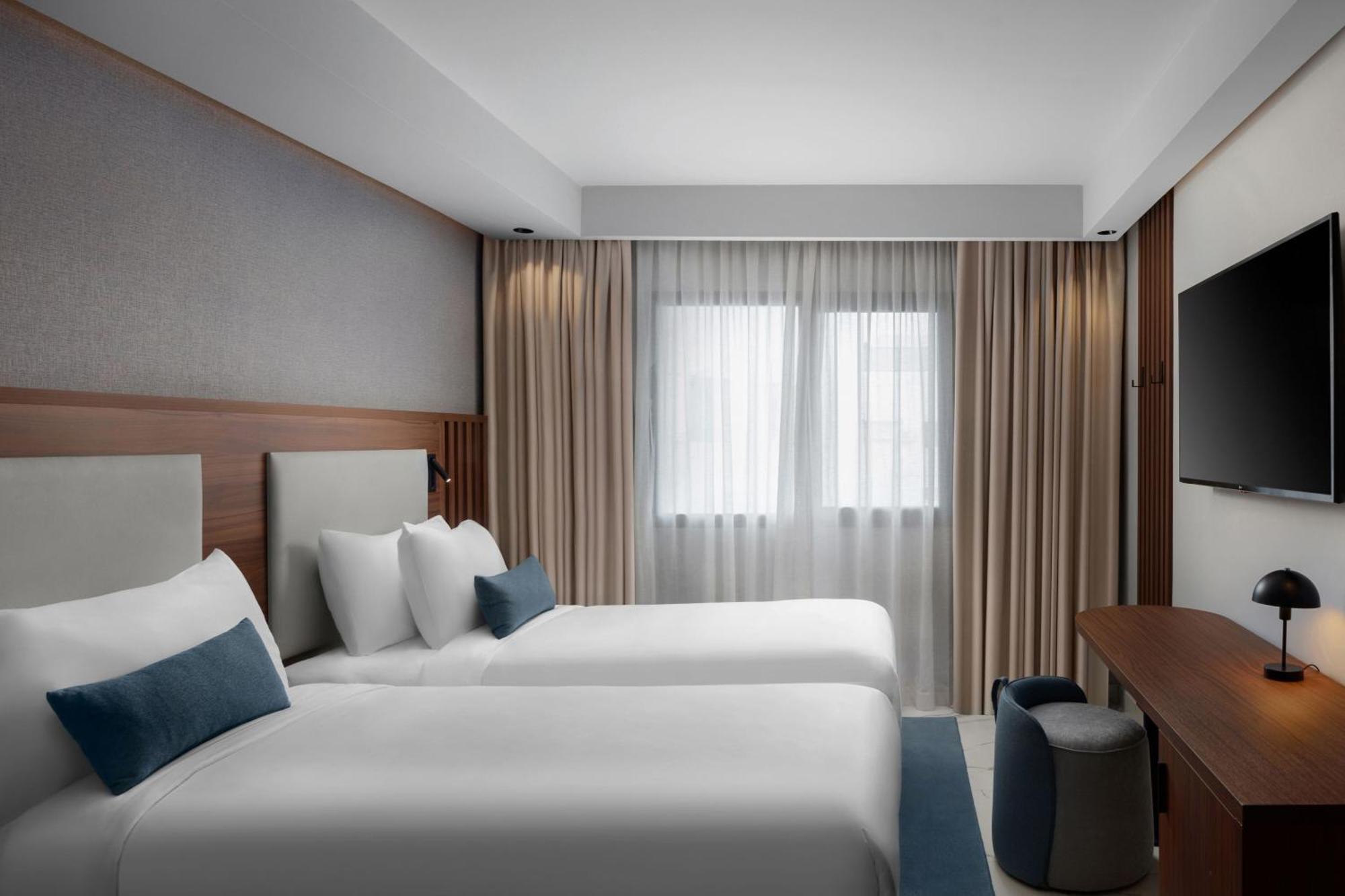 Courtyard By Marriott Downtown Hotel 4*