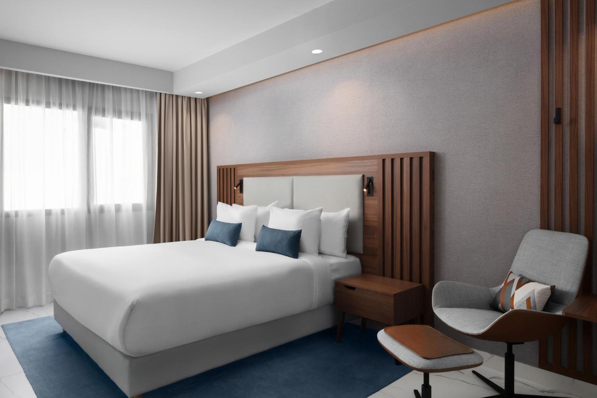 Courtyard By Marriott Downtown
